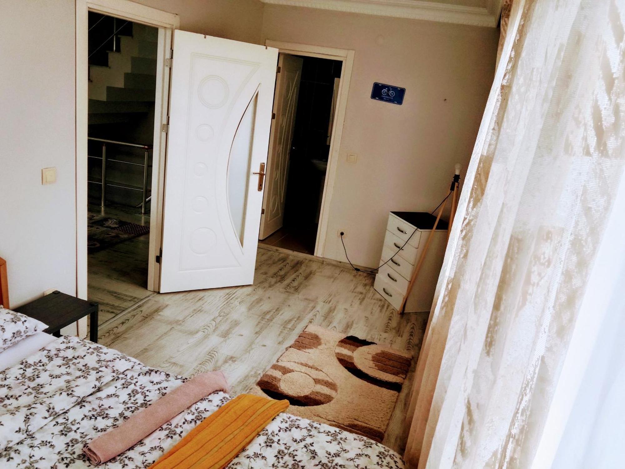 Ahmet Teacher Hotel,6 Minutes From The Airport Arnavutkoy Exterior foto