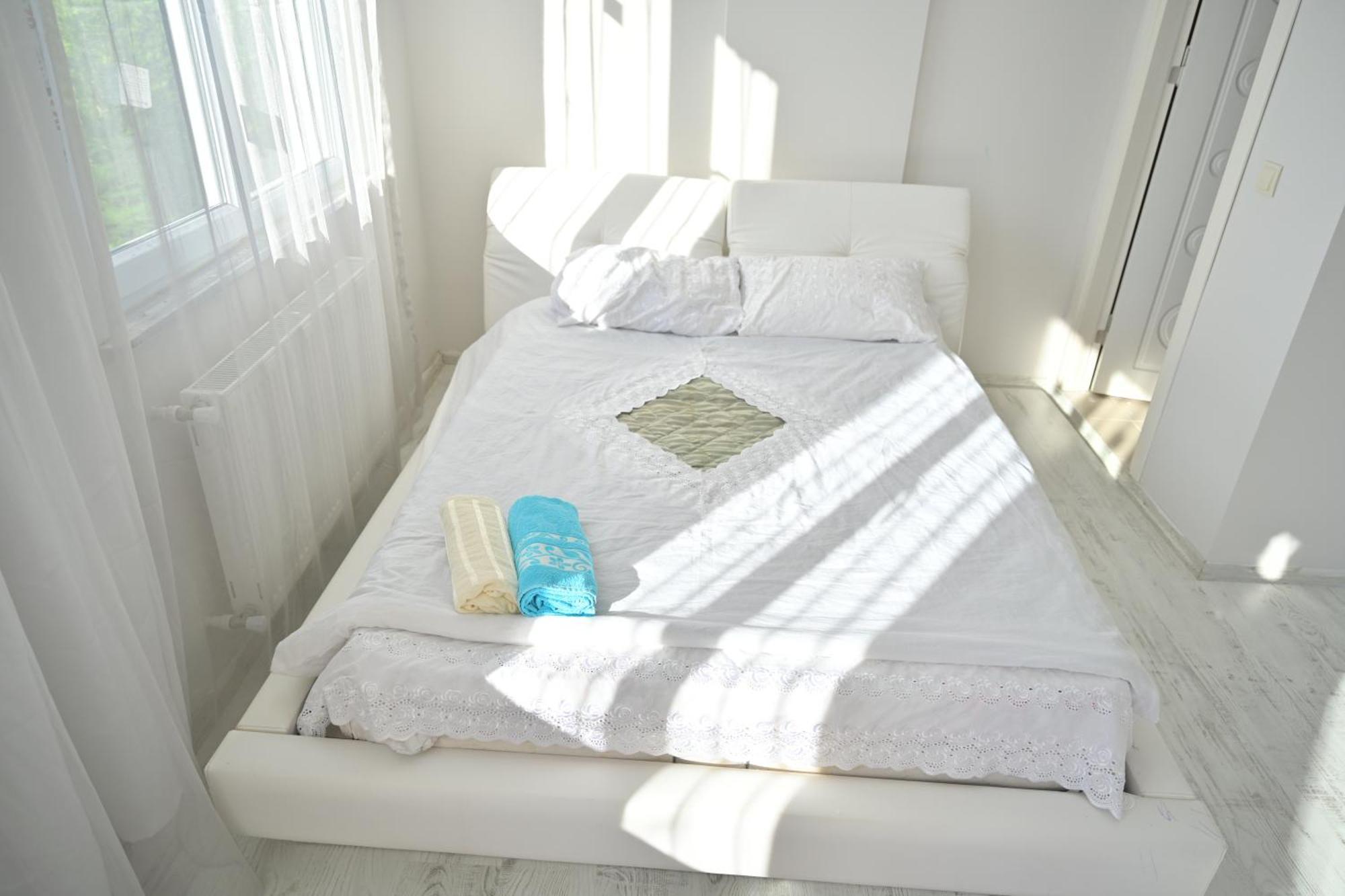 Ahmet Teacher Hotel,6 Minutes From The Airport Arnavutkoy Exterior foto